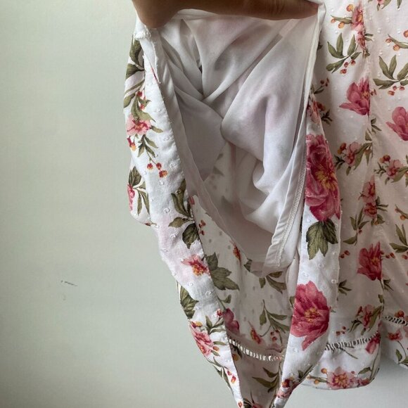 American Eagle Swiss Dot Floral Wide Leg Jumpsuit Size 2 - Picture 4 of 9